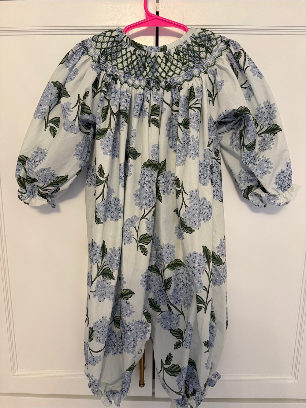 LIKE NEW - Smocked Hydrangea Floral Puff Sleeve Romper (Little Red Wagon, 2T)